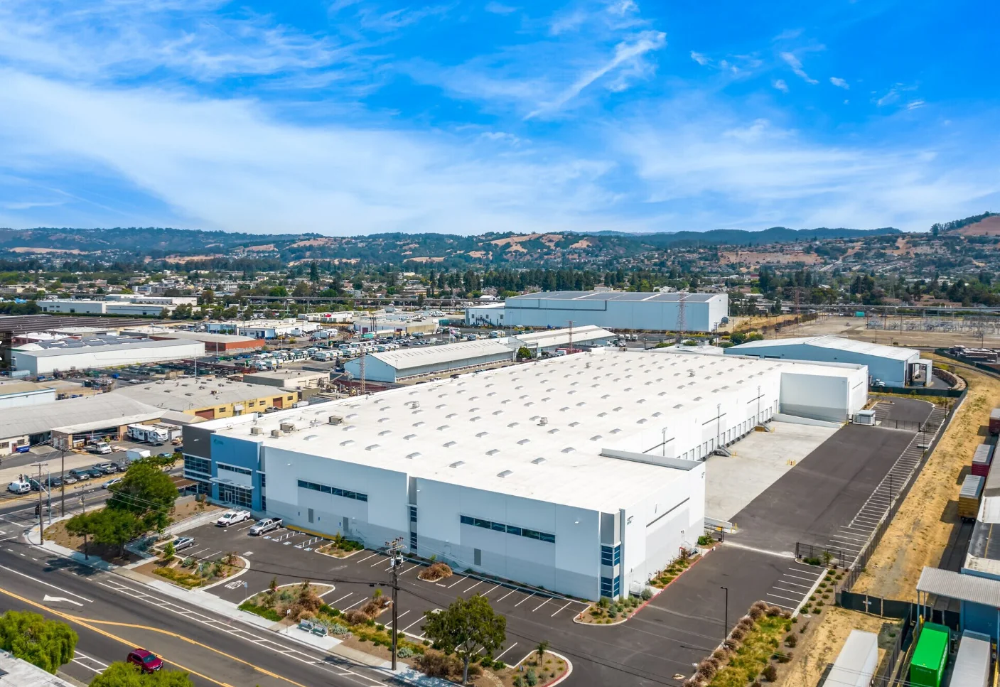 Industrial in San Leandro, CA — Lease in San Leandro, CA, photo 2 of 7