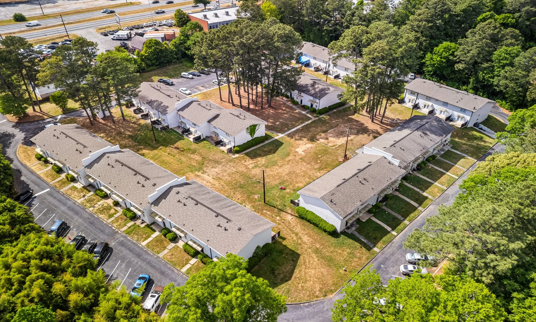 Monterey Townhomes — Sale in Jonesboro, GA, photo 1 of 4
