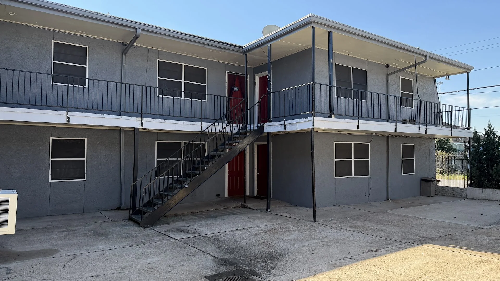 Dodson View Apartments — Sale in Houston, TX, photo 3 of 6