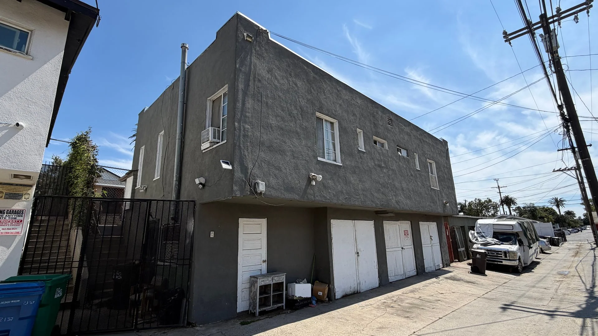 2129 Locust Ave — Sale in Long Beach, CA, photo 3 of 4