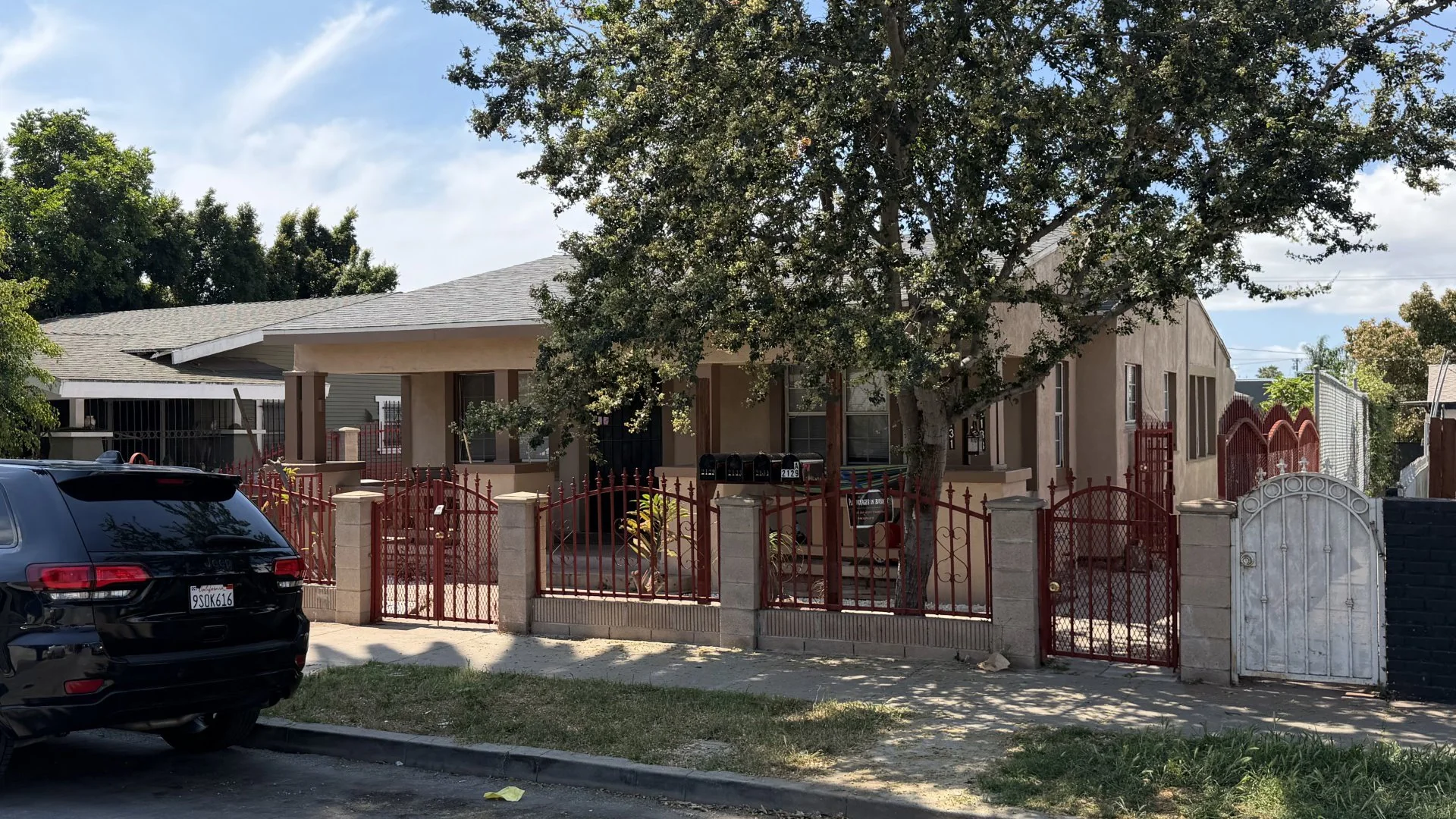 2129 Locust Ave — Sale in Long Beach, CA, photo 4 of 4