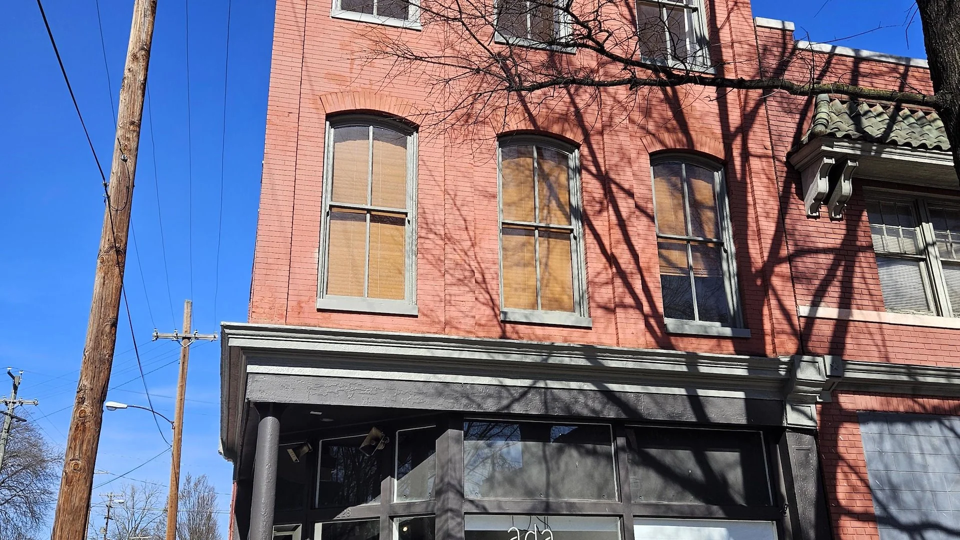 Richmond Stabilized Mixed-Use Opportunity - Retail… — Sale in Richmond, VA, photo 1 of 6