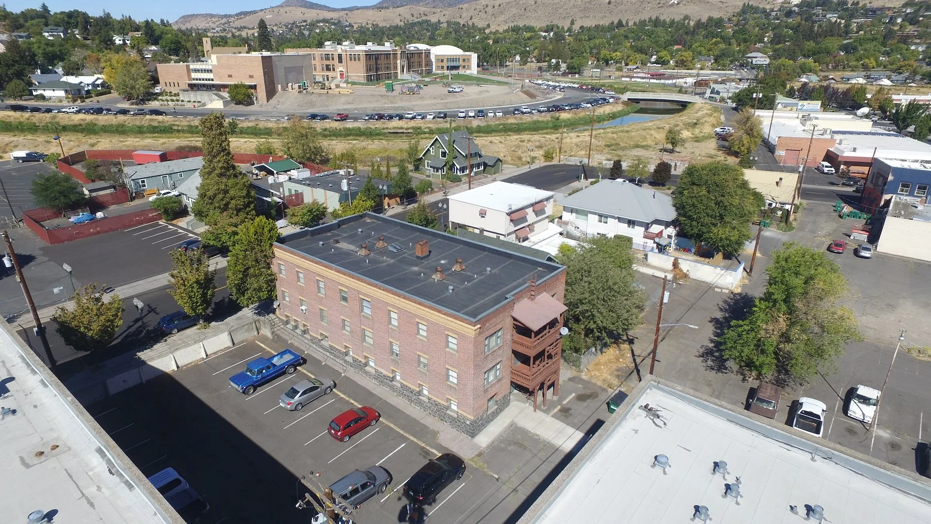White Pine Apartments — Sale in Klamath Falls, OR, photo 4 of 8