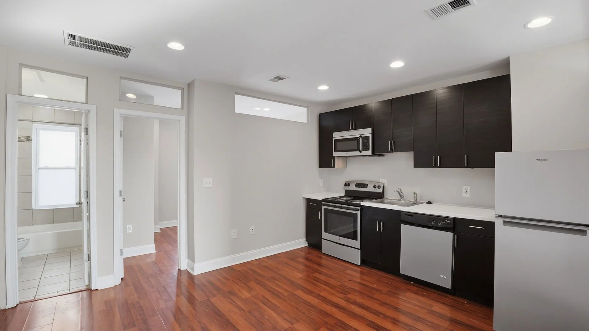 543 Florida Avenue NW — Sale in Washington, DC, photo 3 of 8