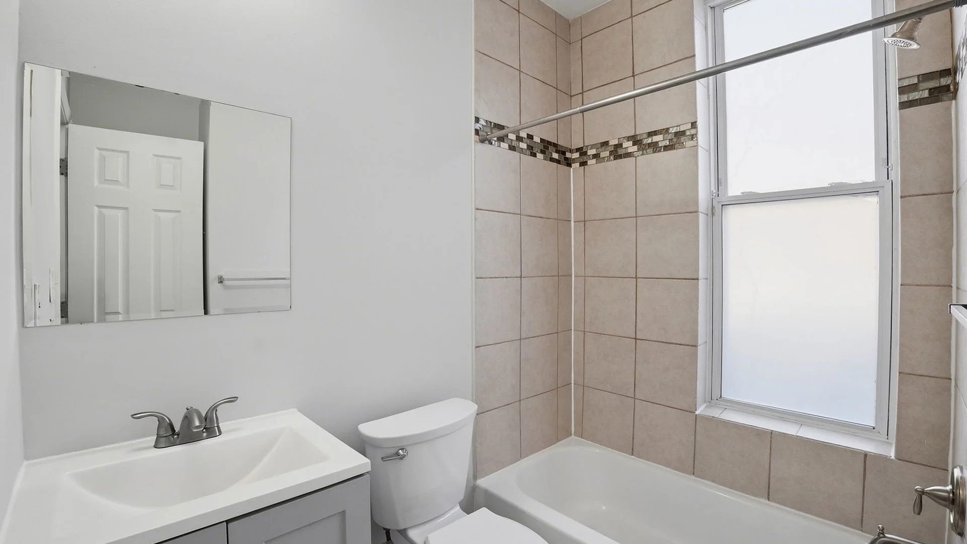 543 Florida Avenue NW — Sale in Washington, DC, photo 7 of 8
