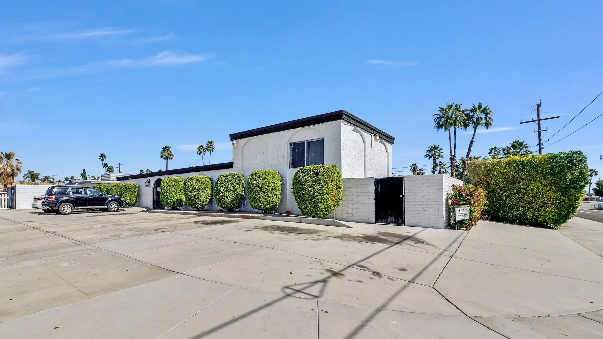 1900 E Baristo Rd — Sale in Palm Springs, CA, photo 3 of 8