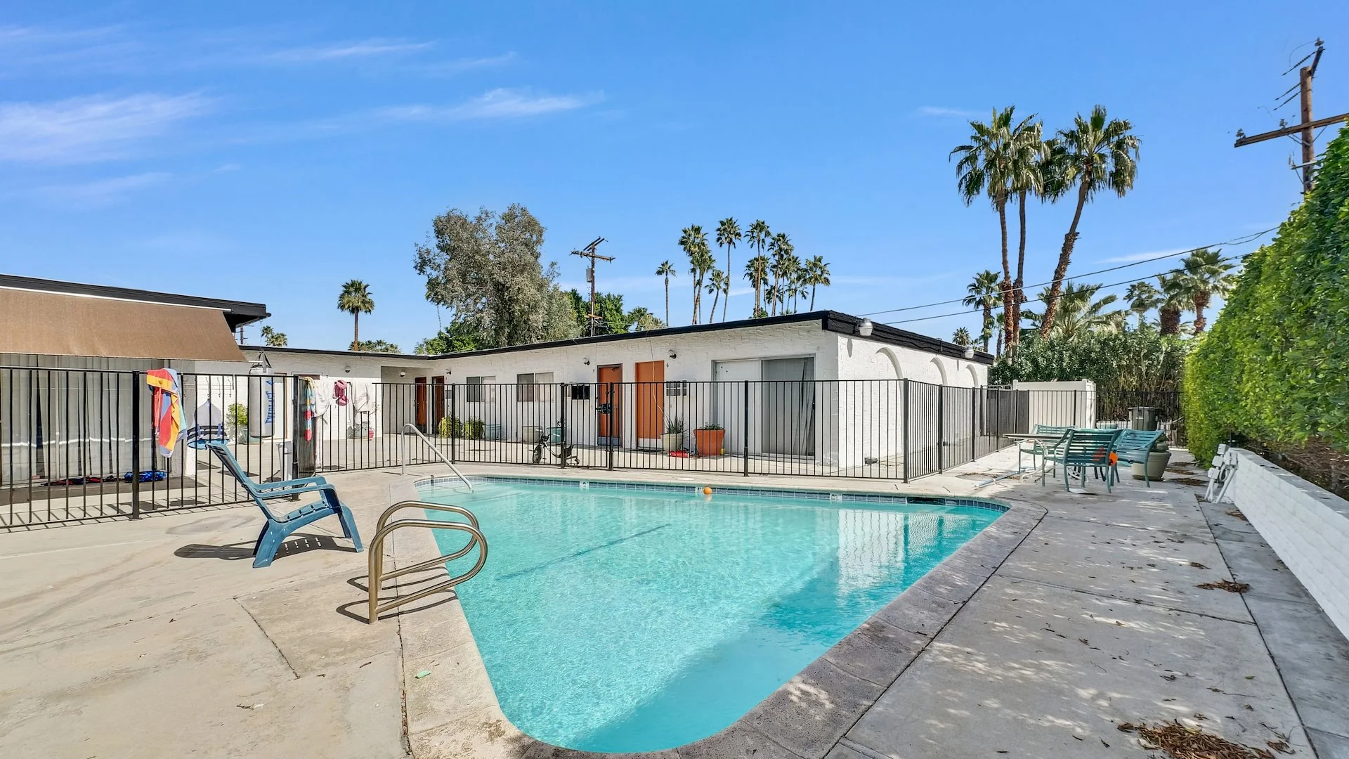 1900 E Baristo Rd — Sale in Palm Springs, CA, photo 6 of 8