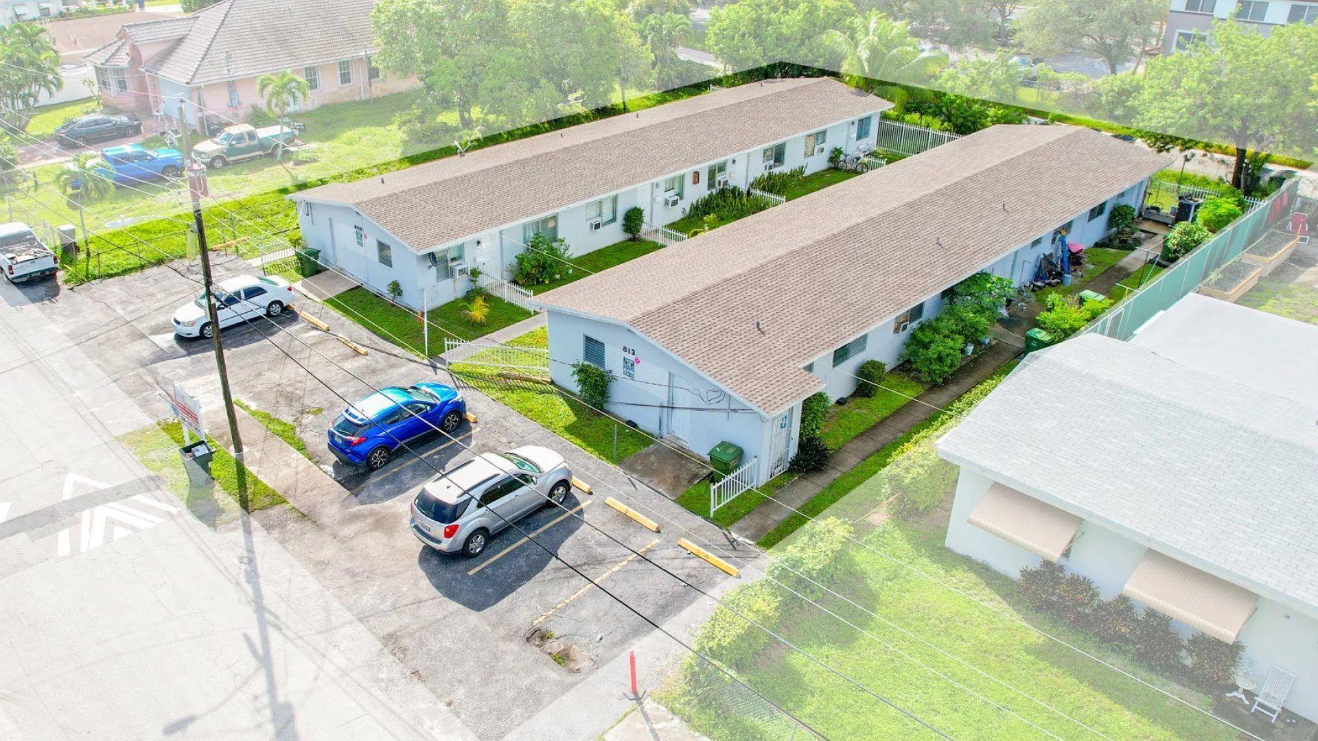 809 NW 7th St — Sale in Hallandale Beach, FL, photo 1 of 5