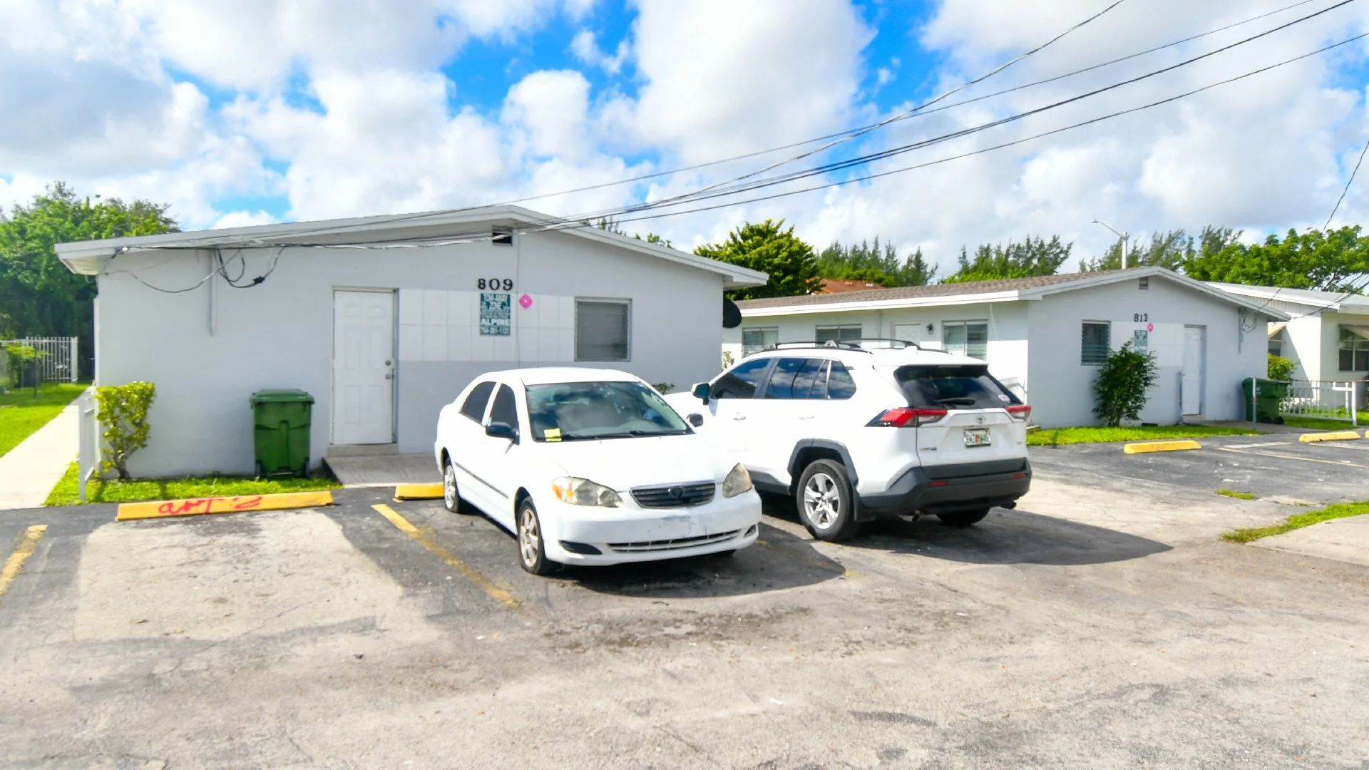 809 NW 7th St — Sale in Hallandale Beach, FL, photo 5 of 5