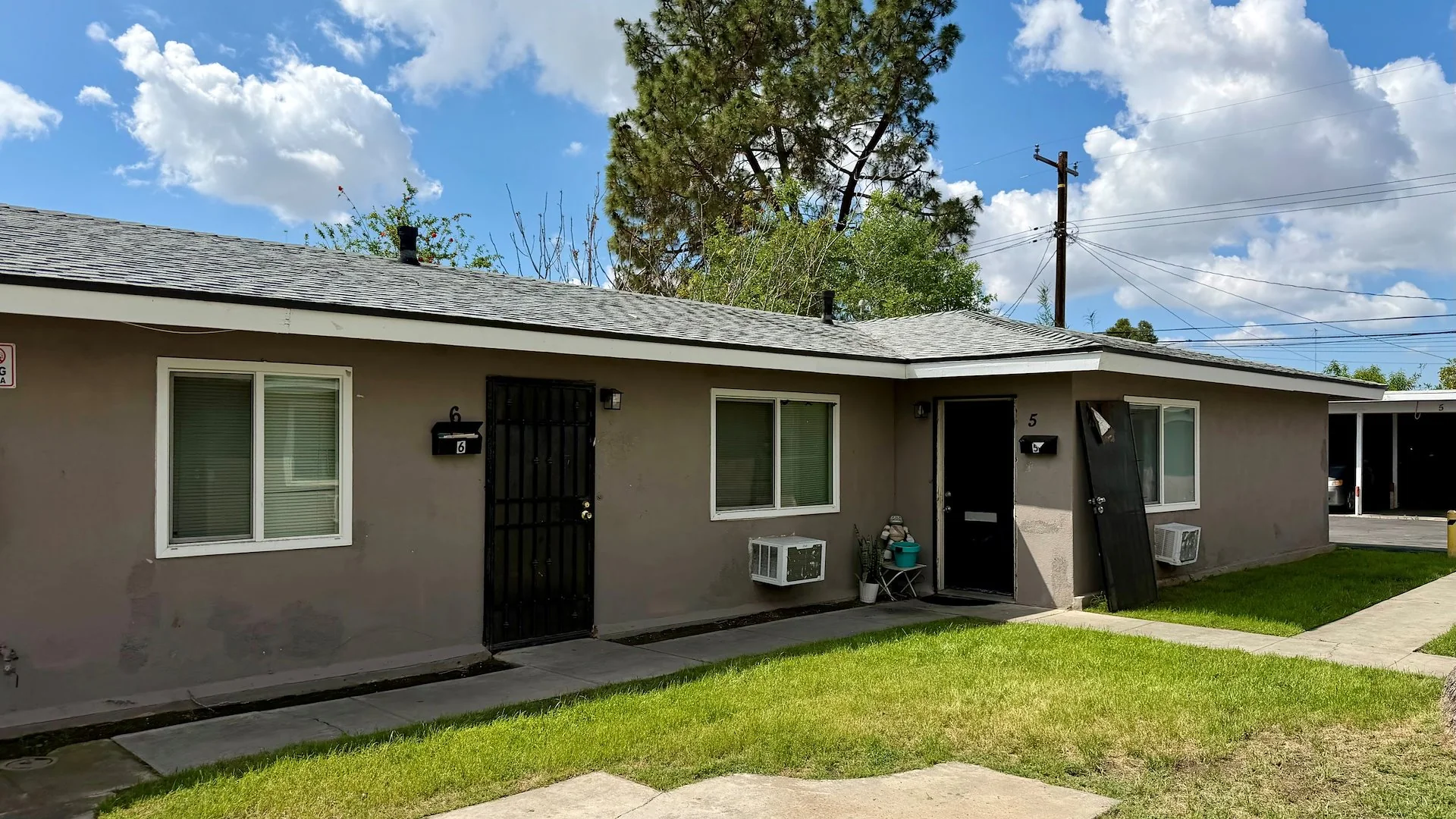 7032 & 7036 Glasgow Avenue — Sale in San Bernardino, CA, photo 3 of 8