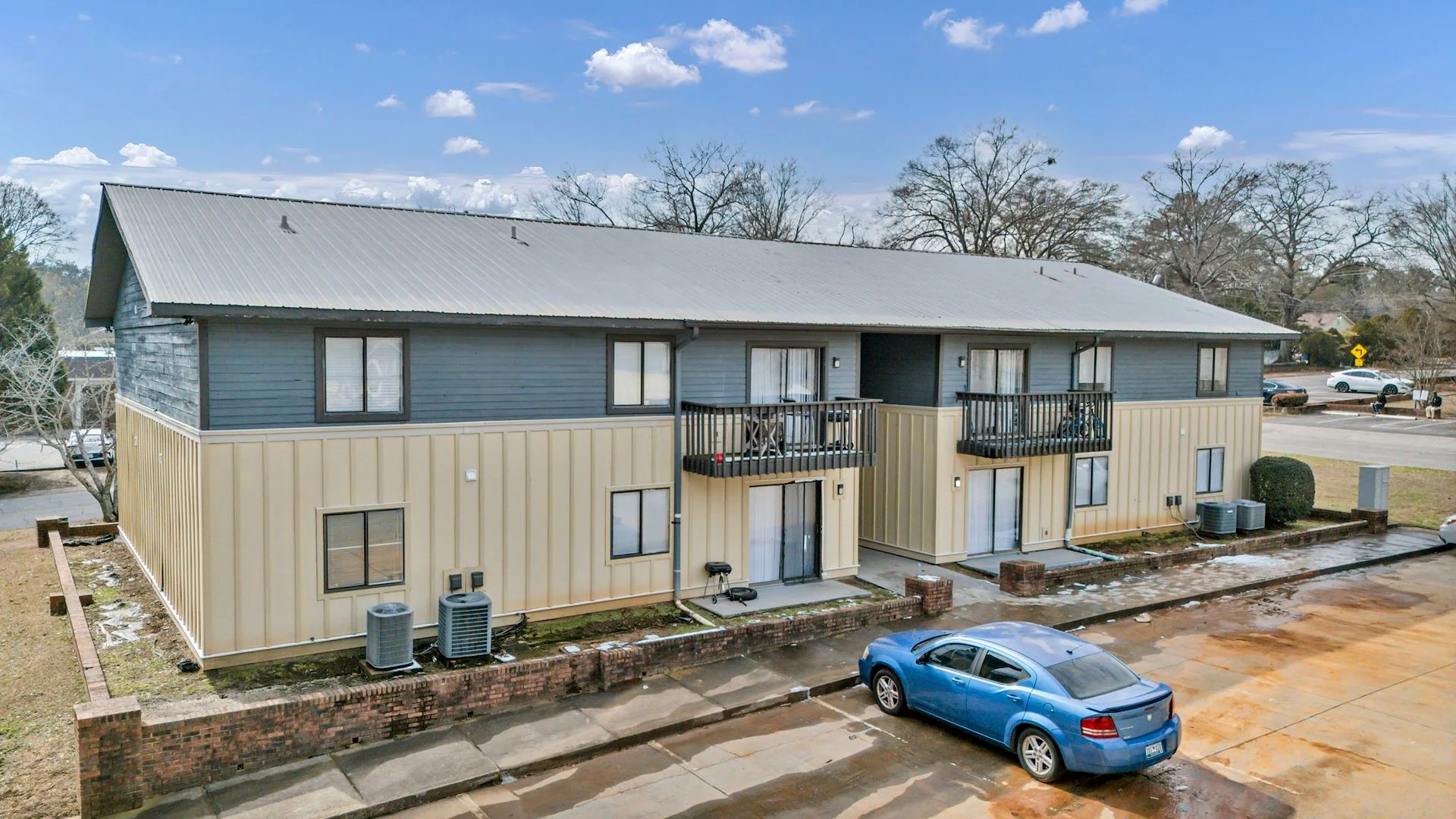 Cedar Crossing Apartments — Sale in Columbia, SC, photo 1 of 4