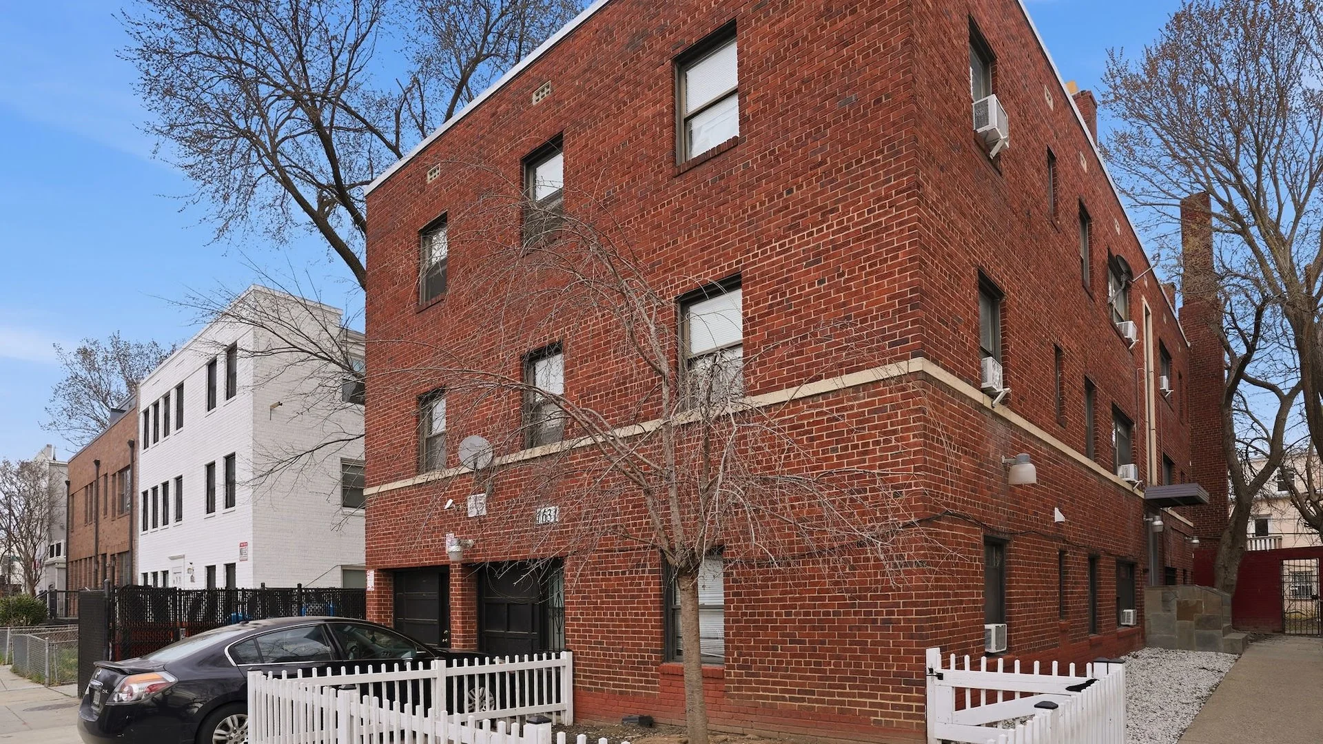 Twelve Unit Apartment, Shaw Submarket — Sale in Washington, DC, photo 1 of 8