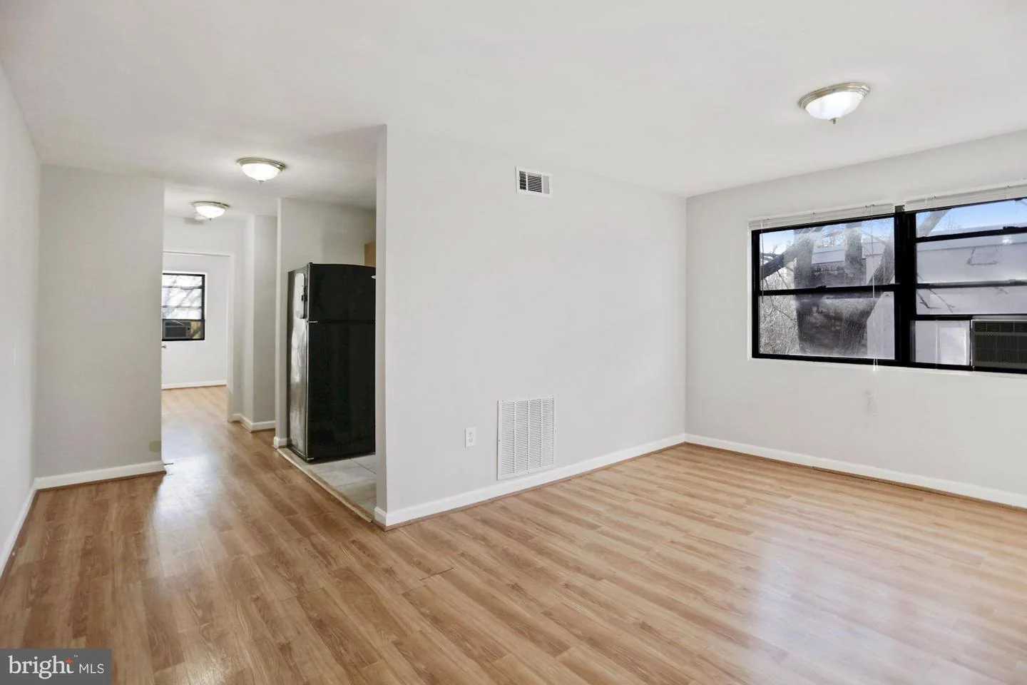 Twelve Unit Apartment, Shaw Submarket — Sale in Washington, DC, photo 6 of 8