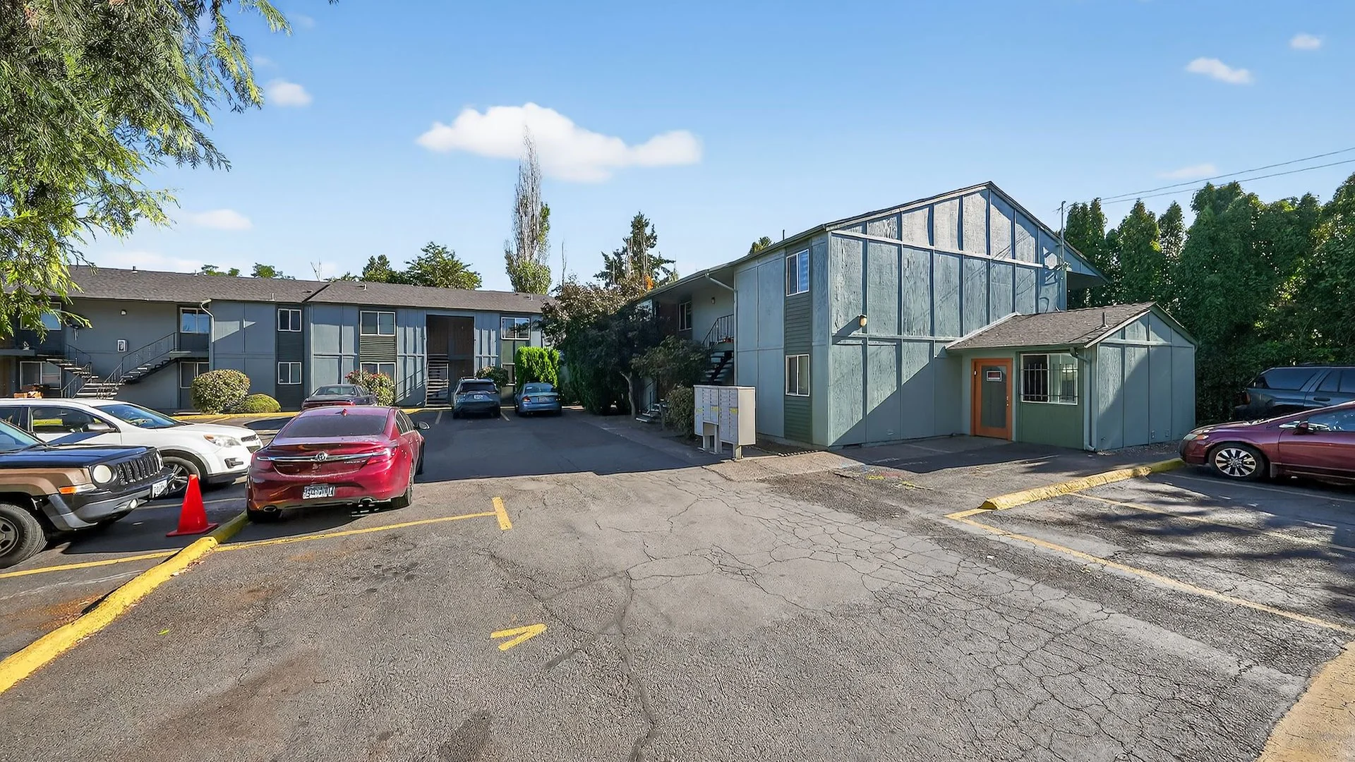 Hideaway Court — Sale in Salem, OR, photo 4 of 8