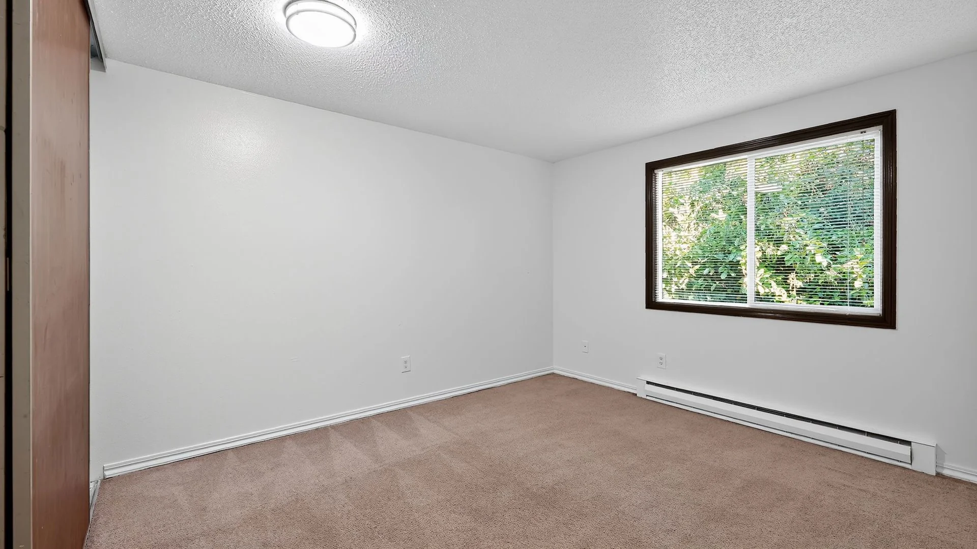 Hideaway Court — Sale in Salem, OR, photo 7 of 8