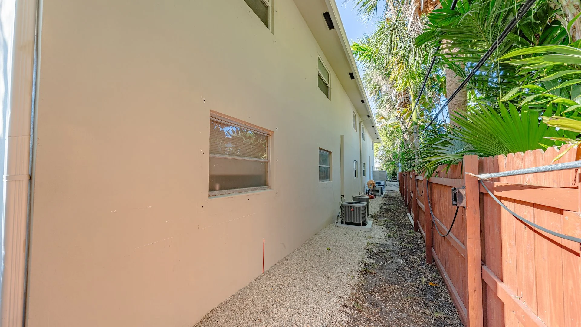 Malibu Apartments — Sale in Pompano Beach, FL, photo 7 of 8