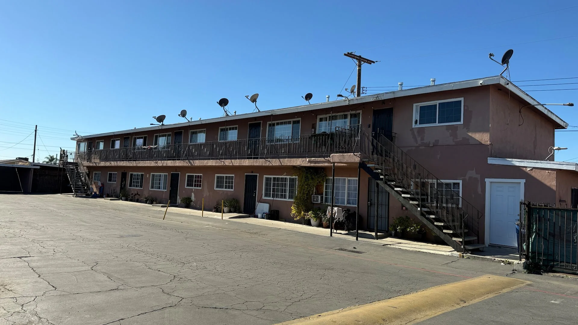 4436 Clara St — Sale in Cudahy, CA, photo 3 of 5