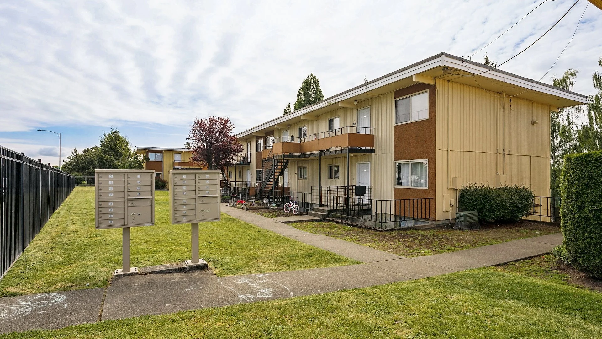 Vista Rainier — Sale in Tacoma, WA, photo 1 of 3