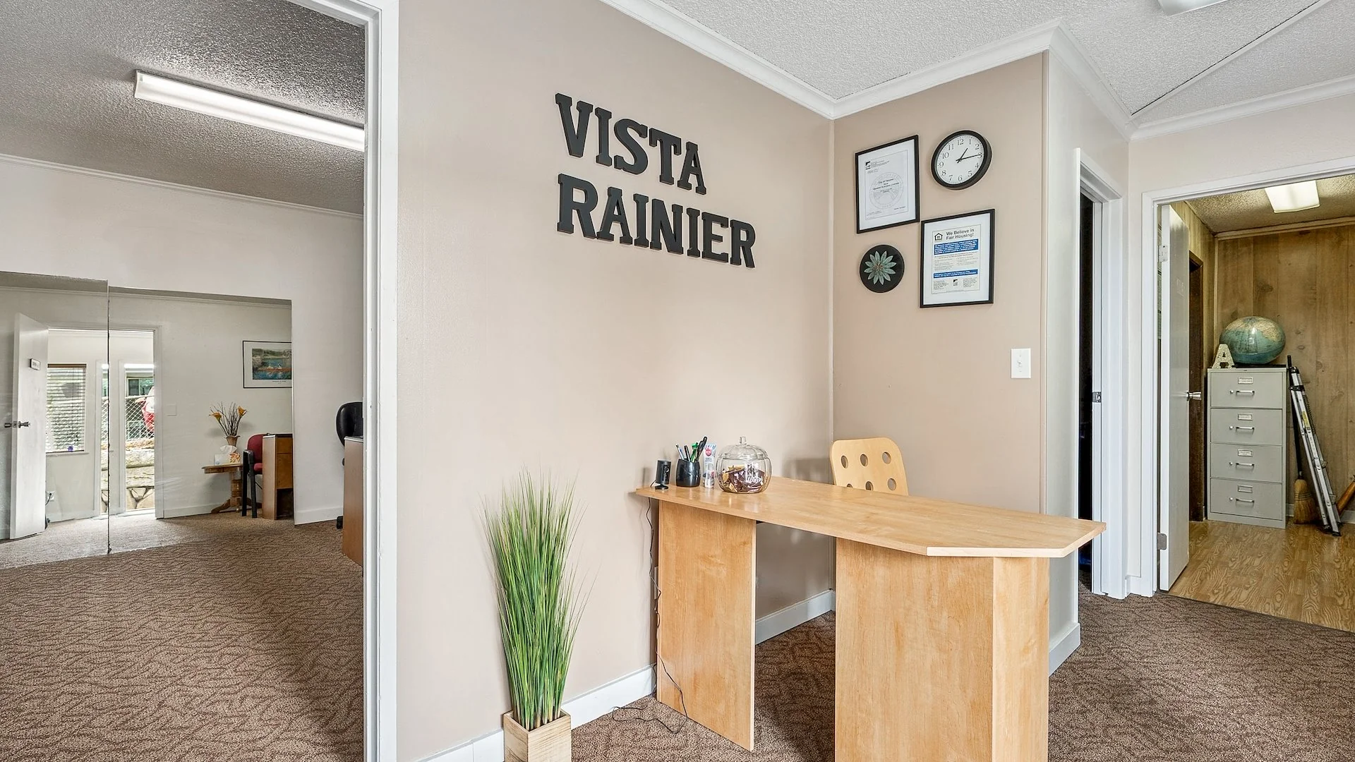 Vista Rainier — Sale in Tacoma, WA, photo 2 of 3