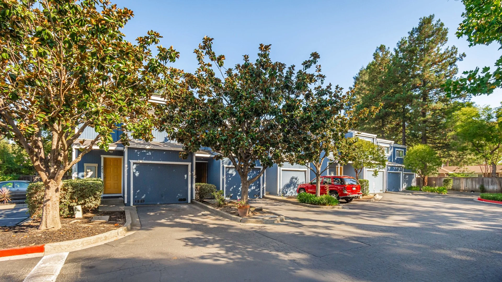Walkham Townhomes — Sale in Santa Rosa, CA, photo 2 of 3