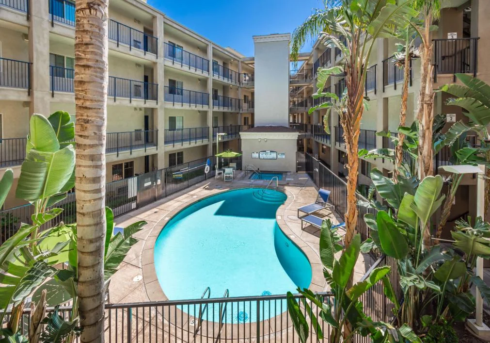 Davinci Apartments — Sale in Davis, CA, photo 1 of 2
