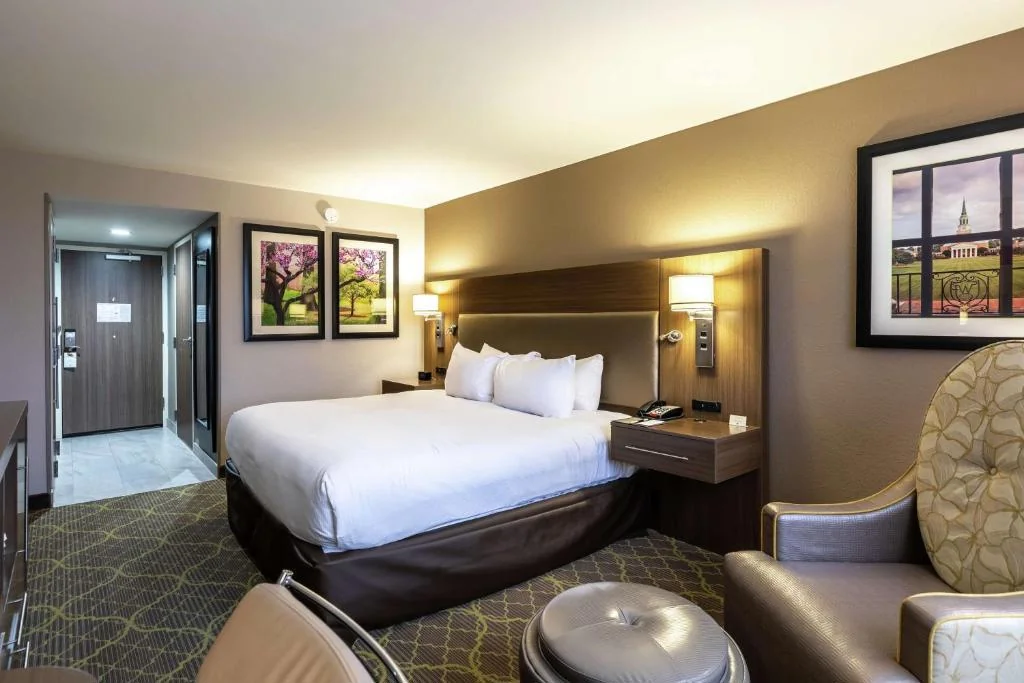 DoubleTree by Hilton Winston Salem University — Sale in Winston-Salem, NC, photo 4 of 5