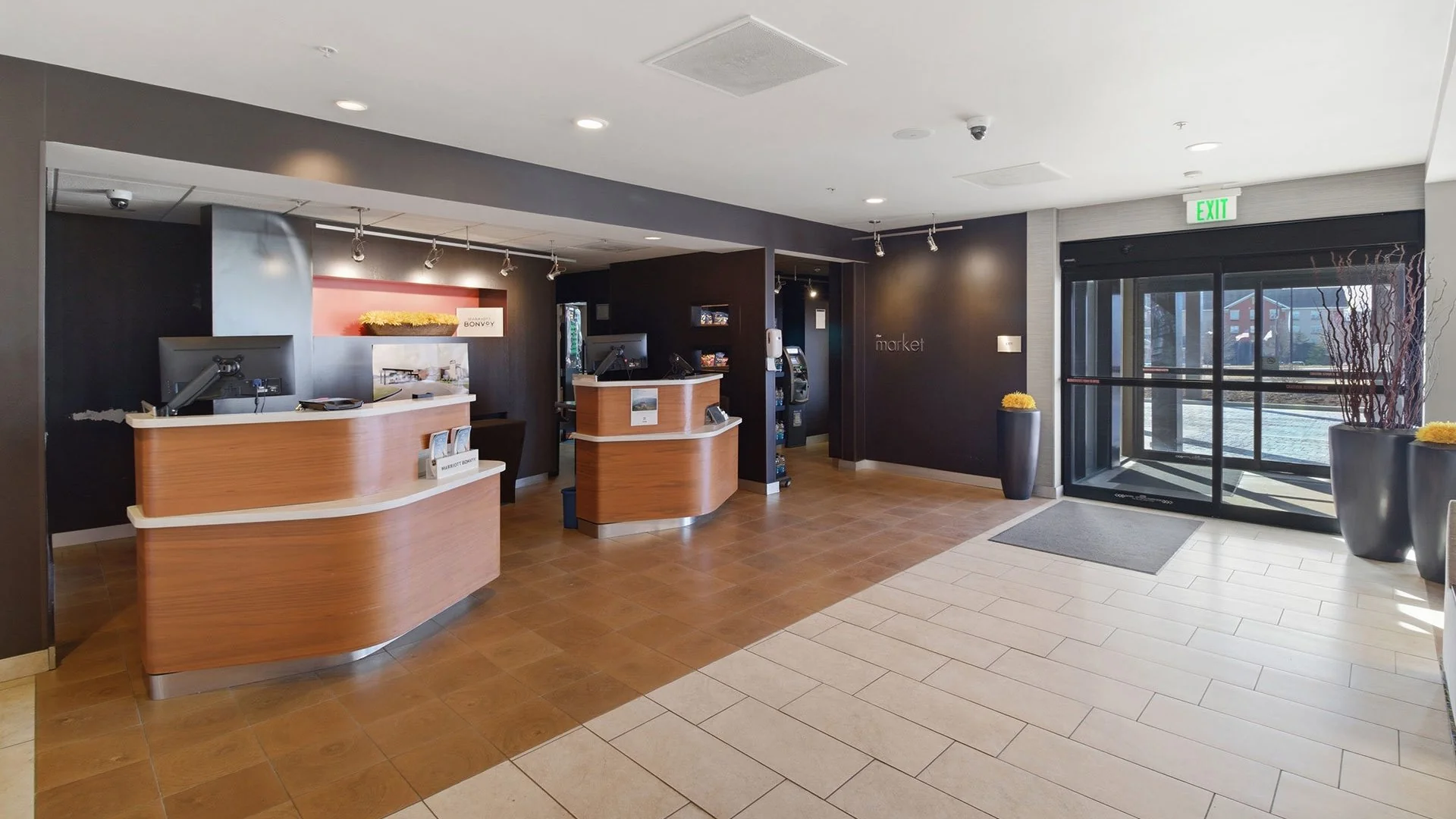 Courtyard by Marriott Rockford — Sale in Rockford, IL, photo 3 of 6