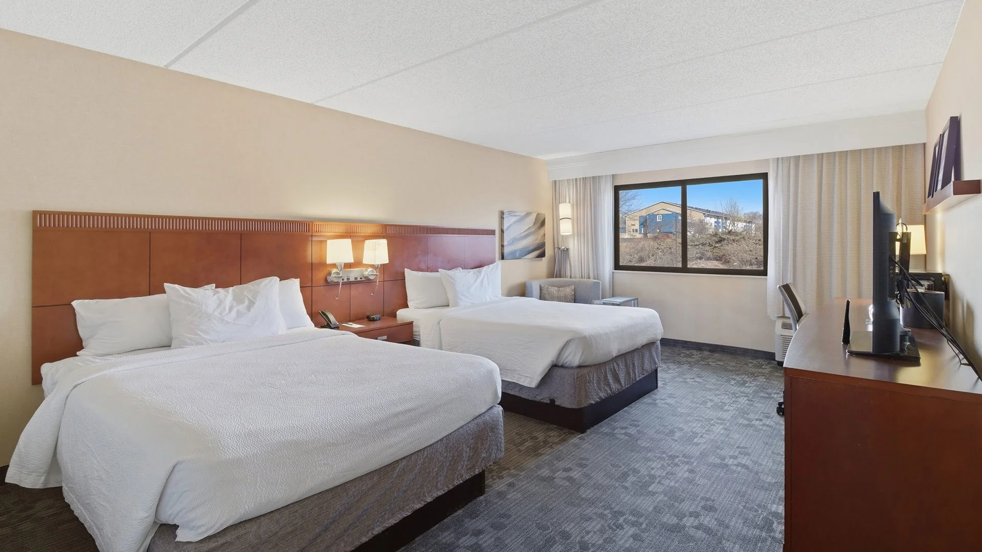 Courtyard by Marriott Rockford — Sale in Rockford, IL, photo 5 of 6
