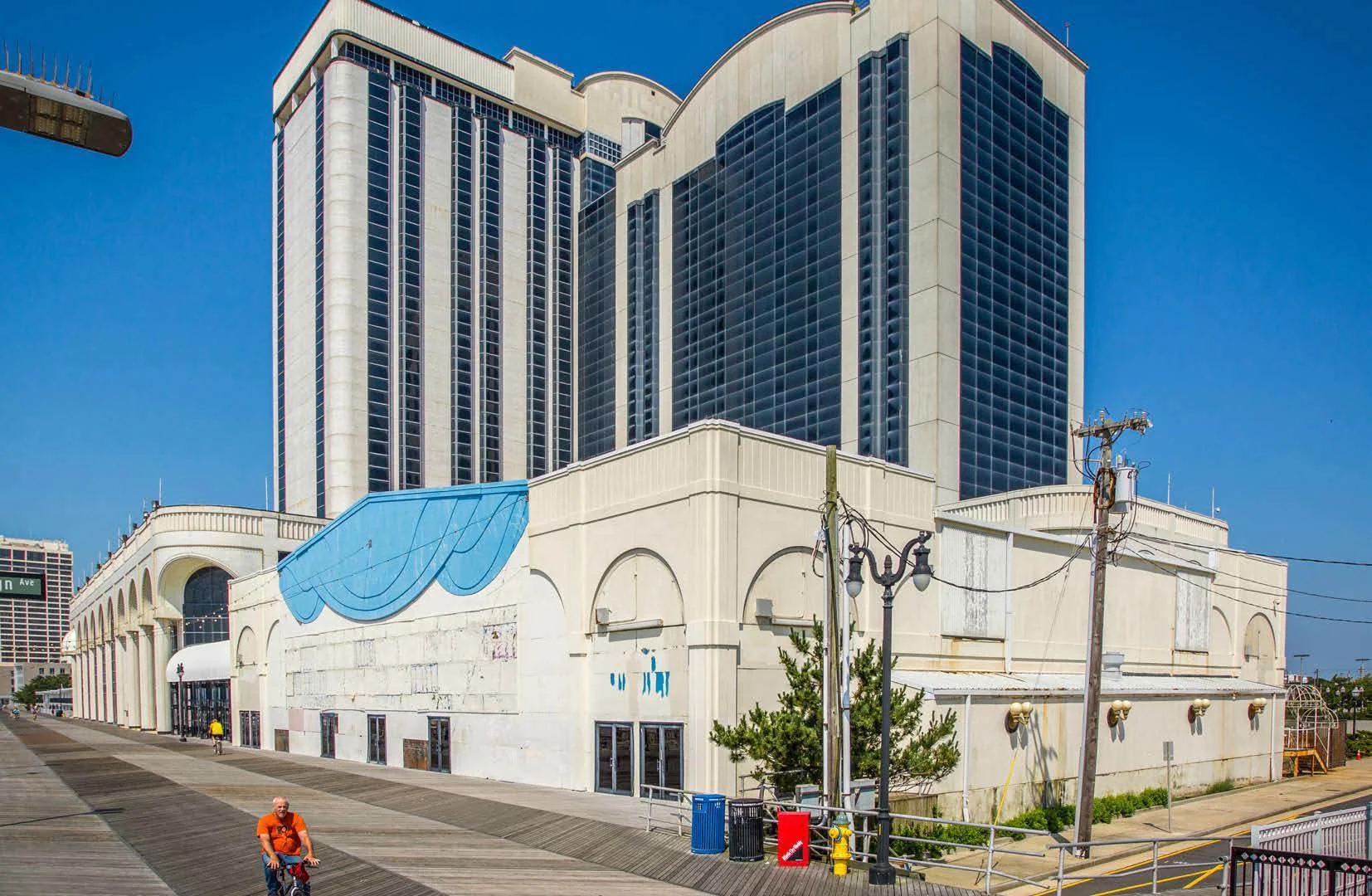 The Former Atlantic Club Casino Hotel — Sale in Atlantic City, NJ, photo 2 of 4