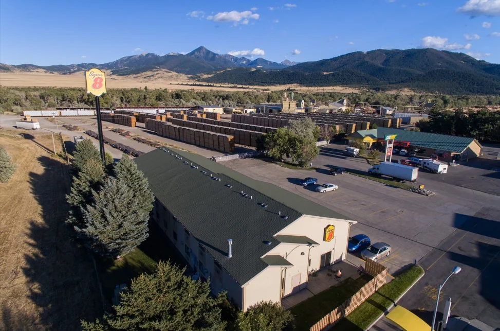 Super 8 Livingston/Yellowstone Park Area - hospitality for sale in livingston, MT