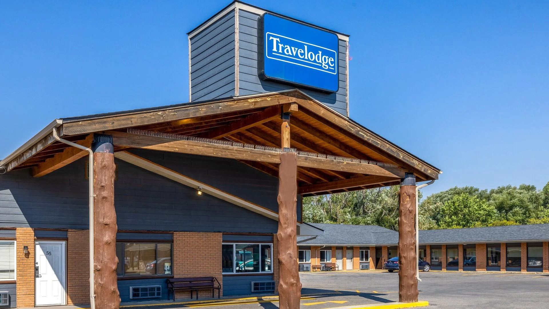 Travelodge Livingston/YellowStone Park Area - hospitality for sale in livingston, MT
