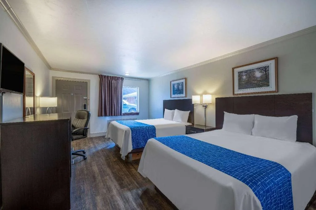 Travelodge Livingston/YellowStone Park Area — Sale in Livingston, MT, photo 6 of 8