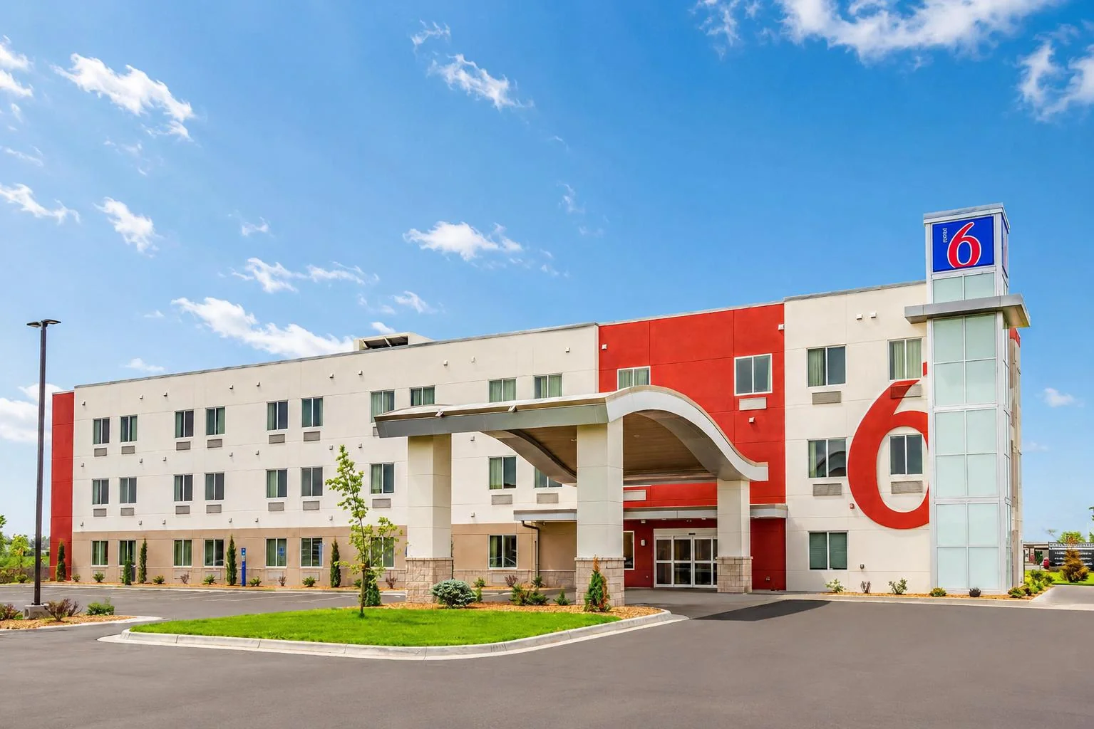 2017 Build Motel 6 Mankato – Deliverable With or… — Sale in Mankato, MN, photo 1 of 2
