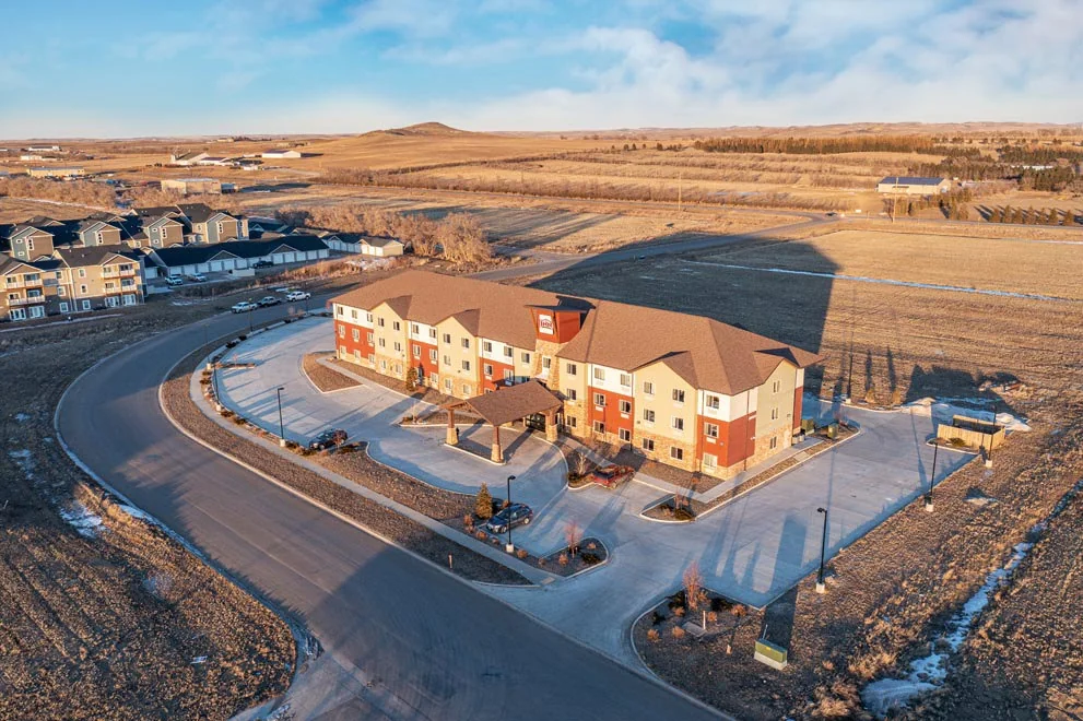Inn at Hunters Run - hospitality for sale in watford city, ND