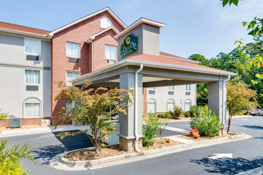 La Quinta Inn & Suites Rome — Sale in Rome, GA, photo 3 of 5