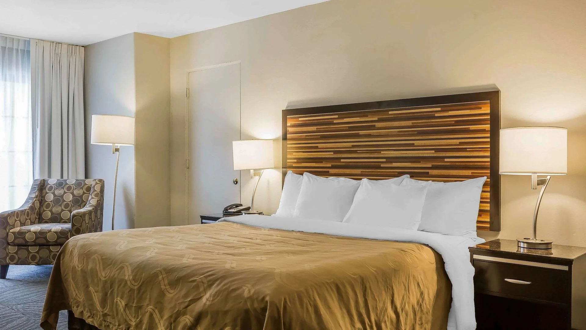 Quality Inn Fallbrook I-15 — Sale in Fallbrook, CA, photo 4 of 5