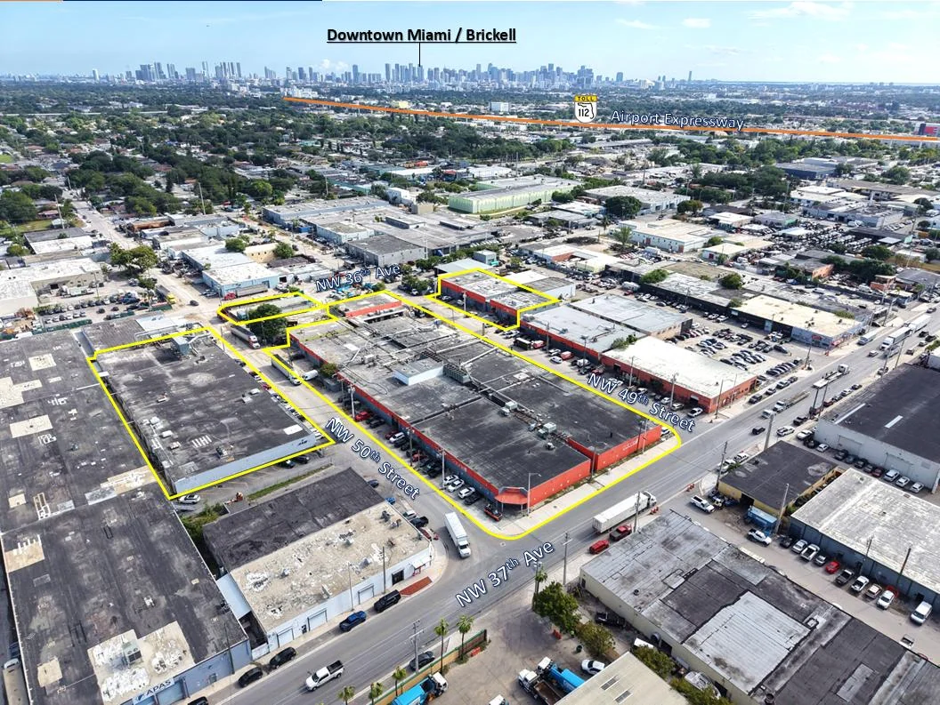 East Hialeah Industrial-1 Grade Level Door 18 FT Clear — Sale in Miami, FL, photo 6 of 7