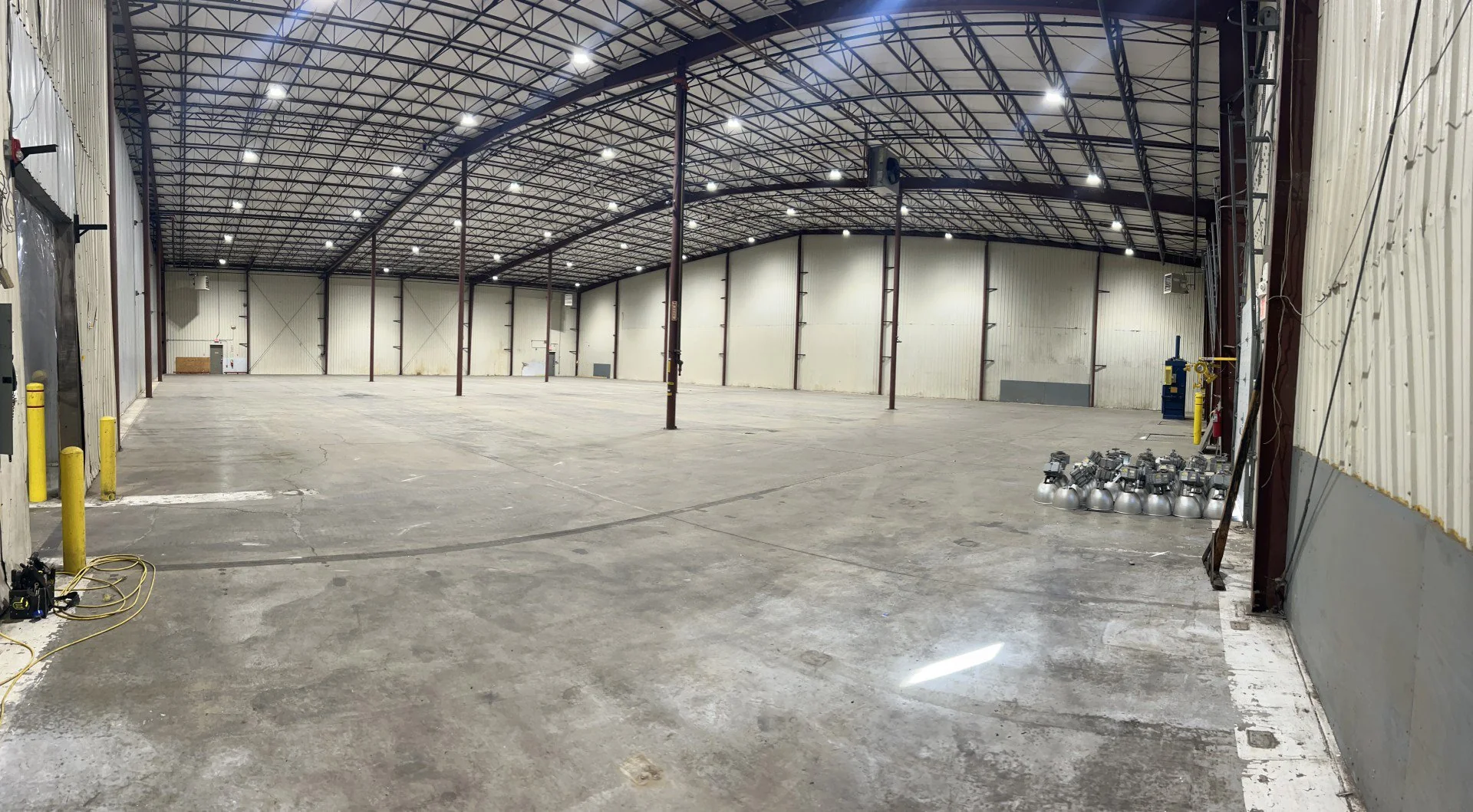 Distribution/Dry Storage Warehouse | Owner User — Sale in Danville, IL, photo 7 of 7