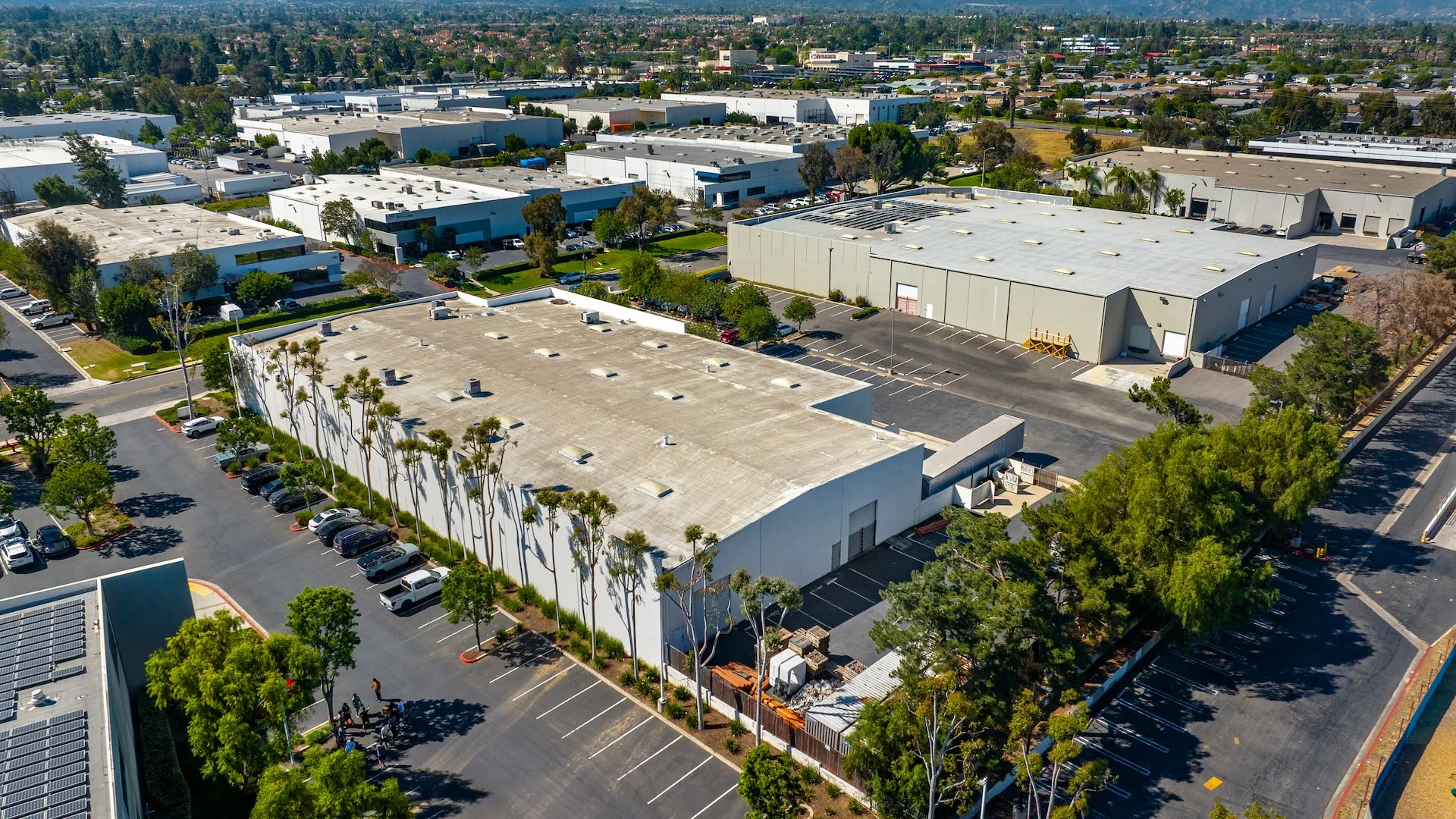 1161 California Ave — Sale in Corona, CA, photo 2 of 8