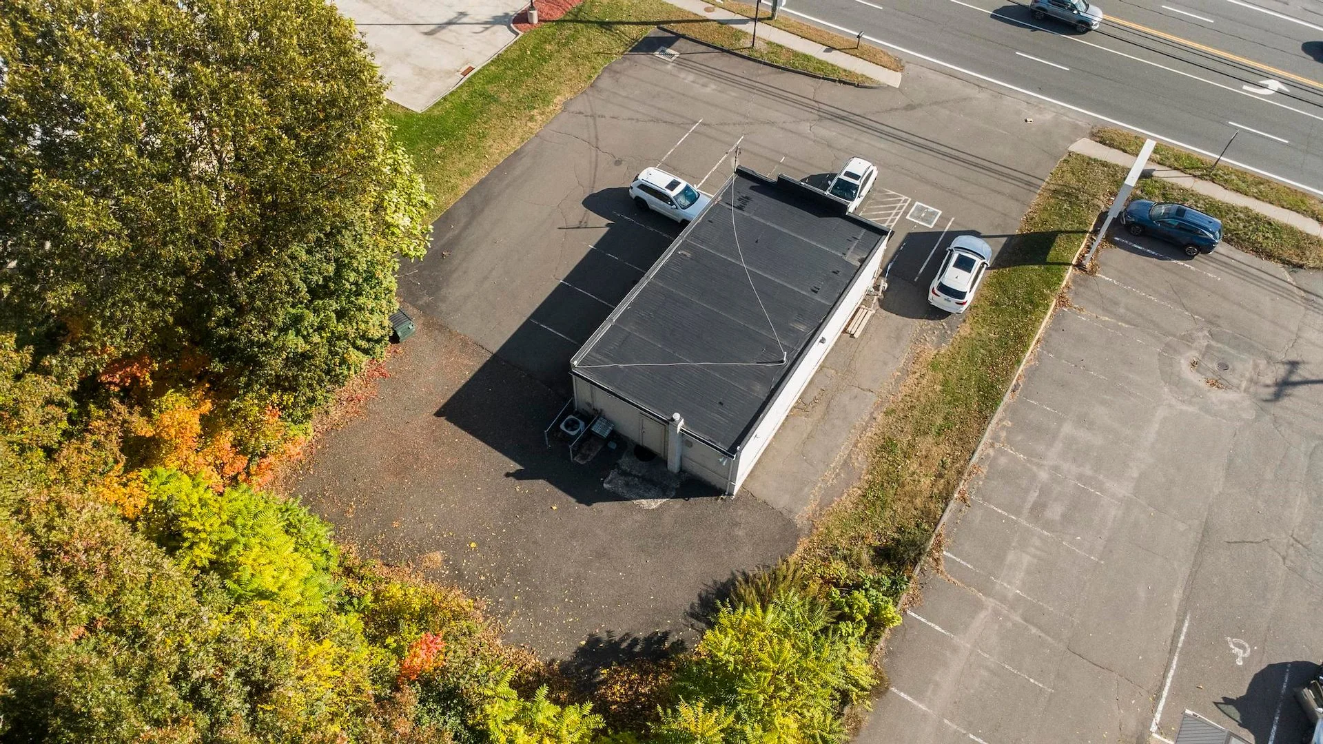 Prime Queen Street Pad Site | 0.47 Acres | 16,500+ VPD — Sale in Southington, CT, photo 2 of 6