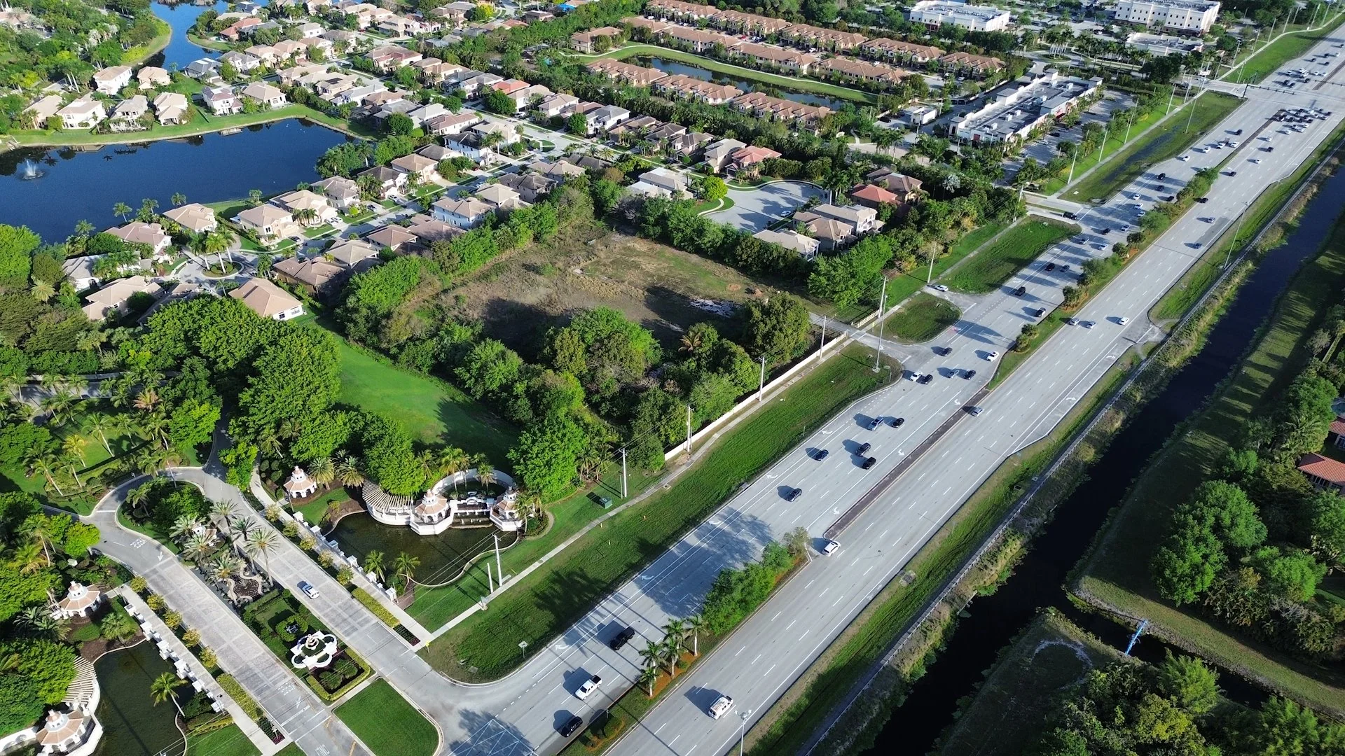 Wellington Vue Land — Sale in Lake Worth, FL, photo 1 of 2