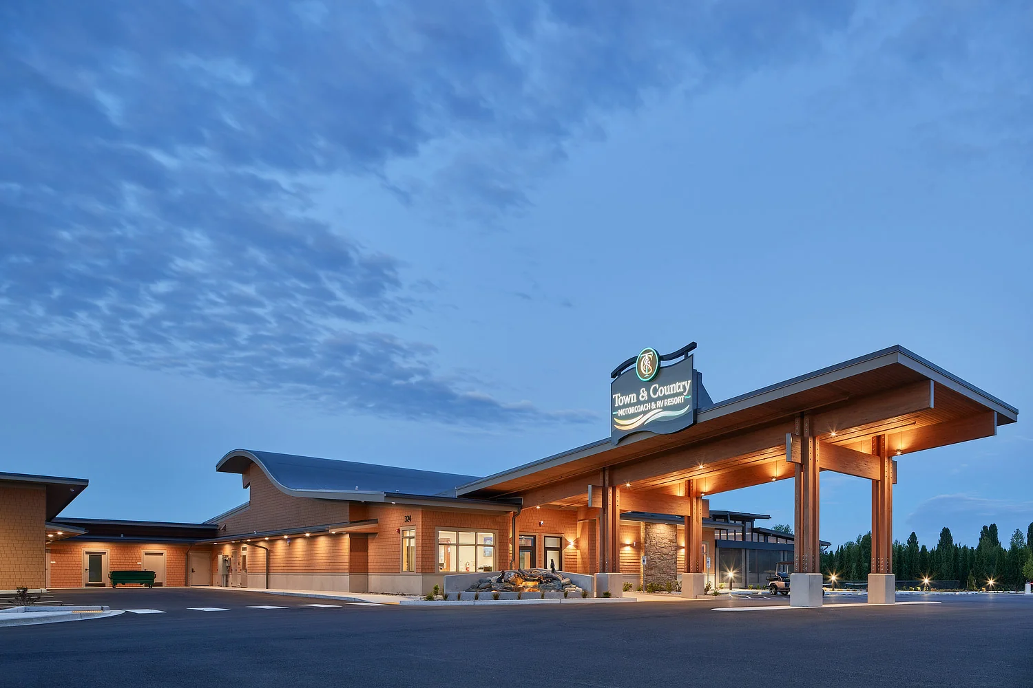 Town & Country Motorcoach & RV Park — Sale in Mount Vernon, WA, photo 1 of 5