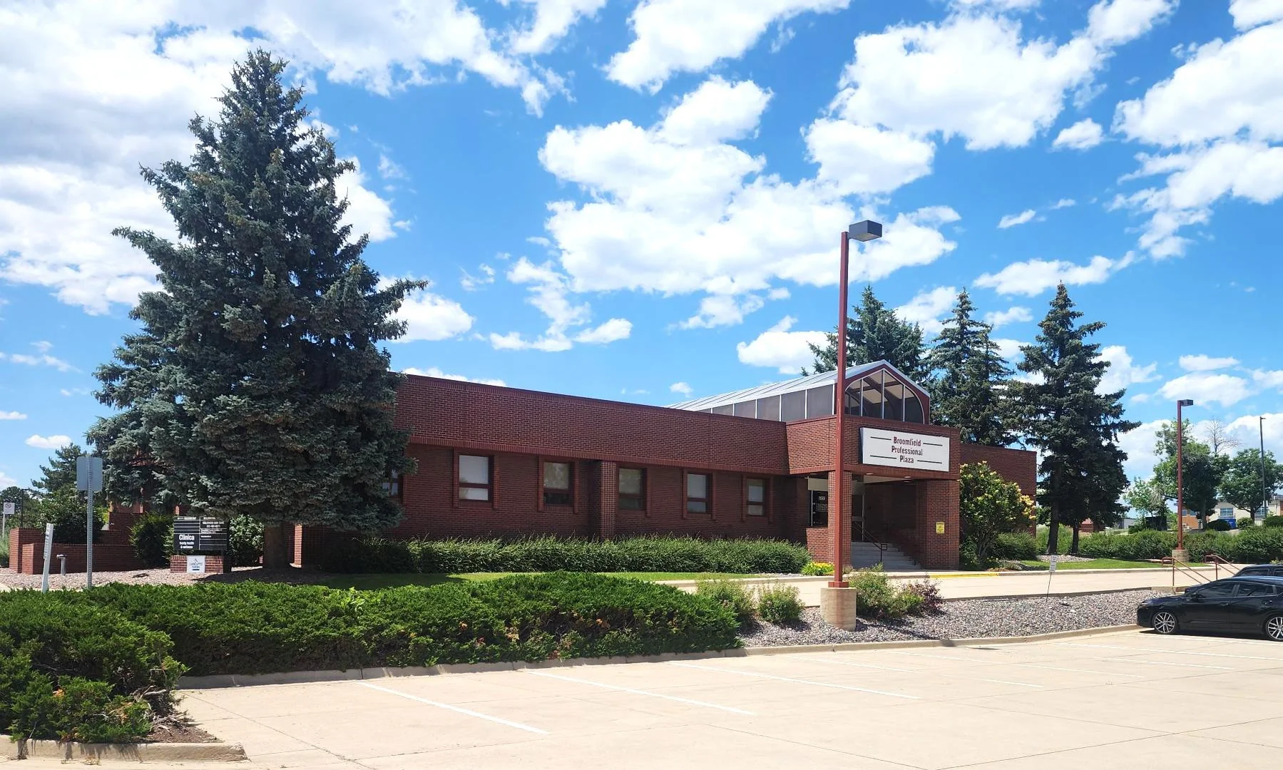 CO Gum Care-Broomfield Professional Plaza #100/#200 — Sale in Broomfield, CO, photo 4 of 7