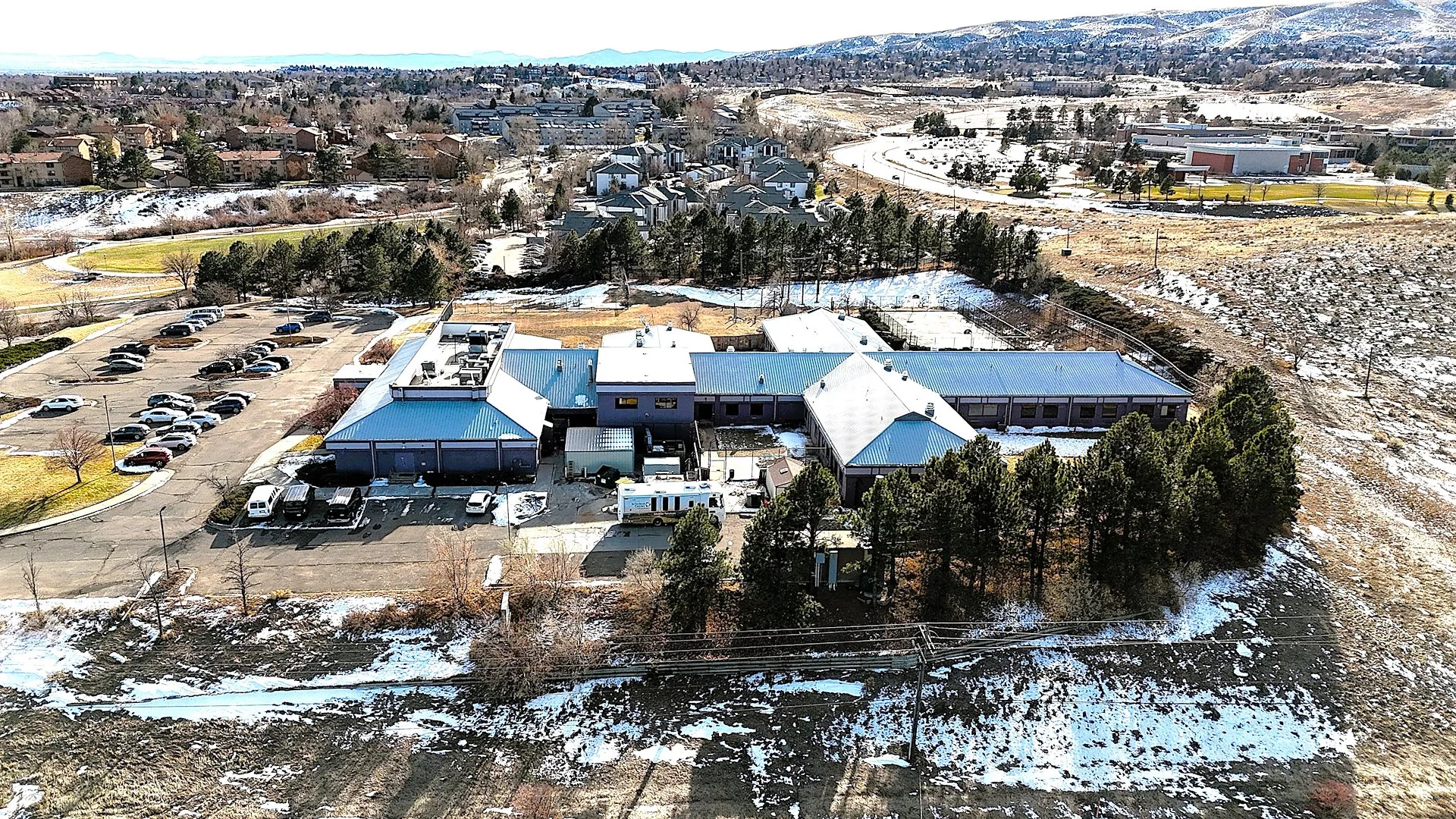 421 Zang St — Sale in Lakewood, CO, photo 3 of 5