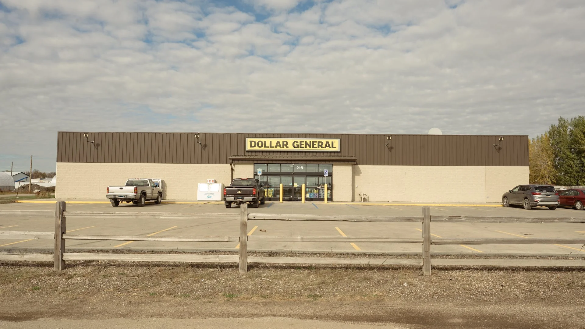 7 Year Dollar General - retail for sale in lakota, ND