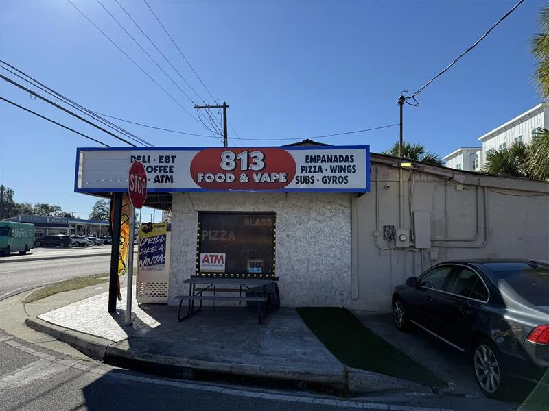 Food & Vape Convenience Store | Prime Tampa Location