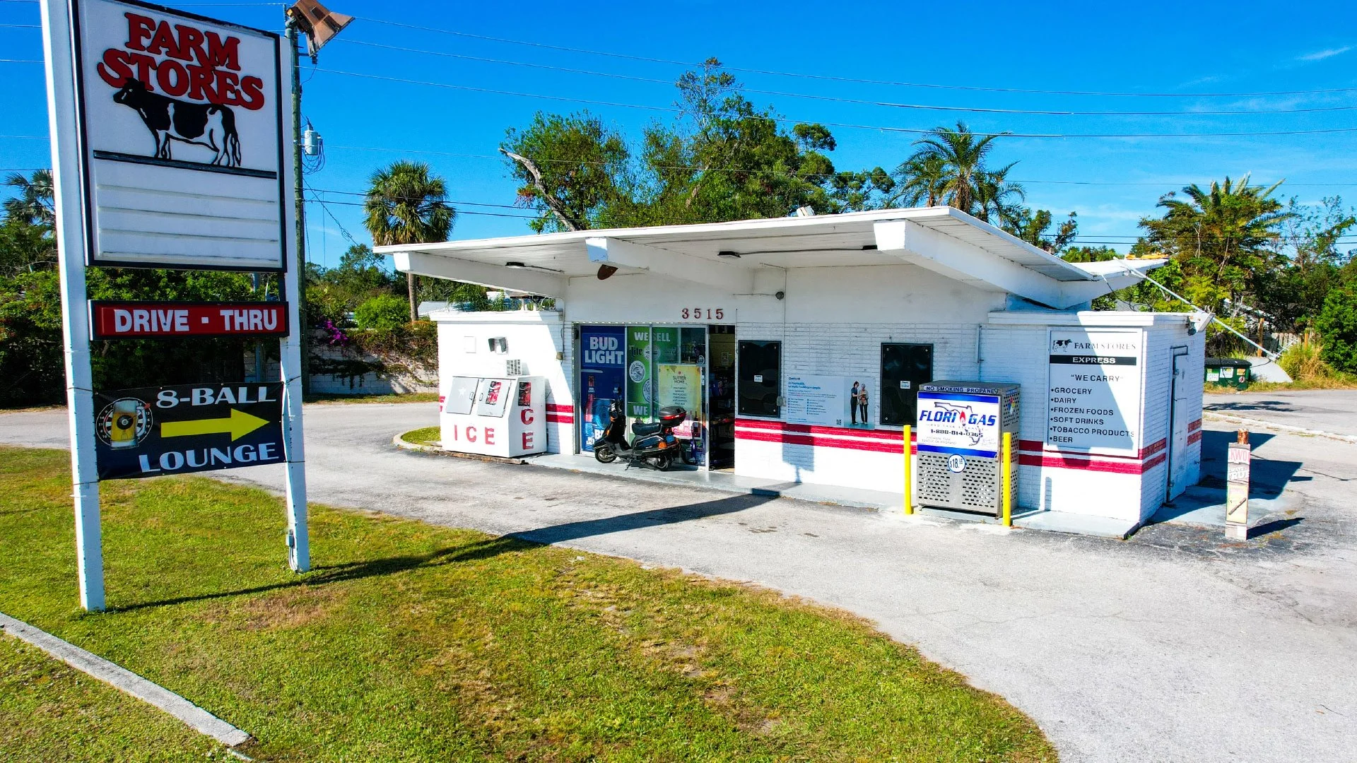 Farm Stores — Sale in Sarasota, FL, photo 5 of 5