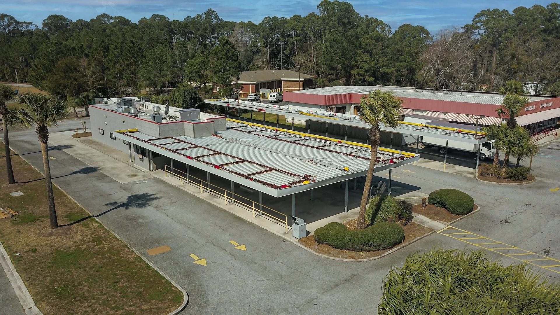 Vacant Sonic — Sale in Brunswick, GA, photo 1 of 5
