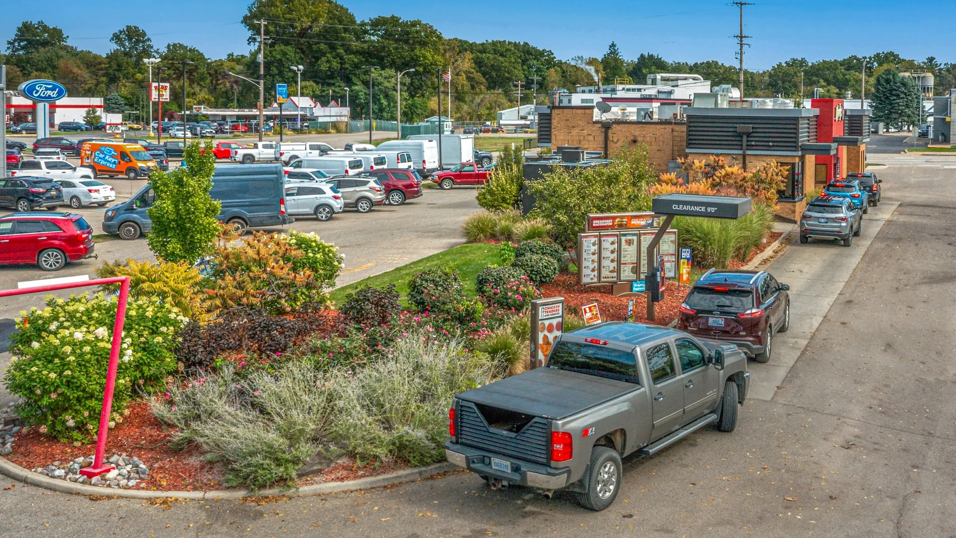 Wendy's - New 20-Year Lease | 390+ Unit Operator — Sale in Paw Paw, MI, photo 4 of 5