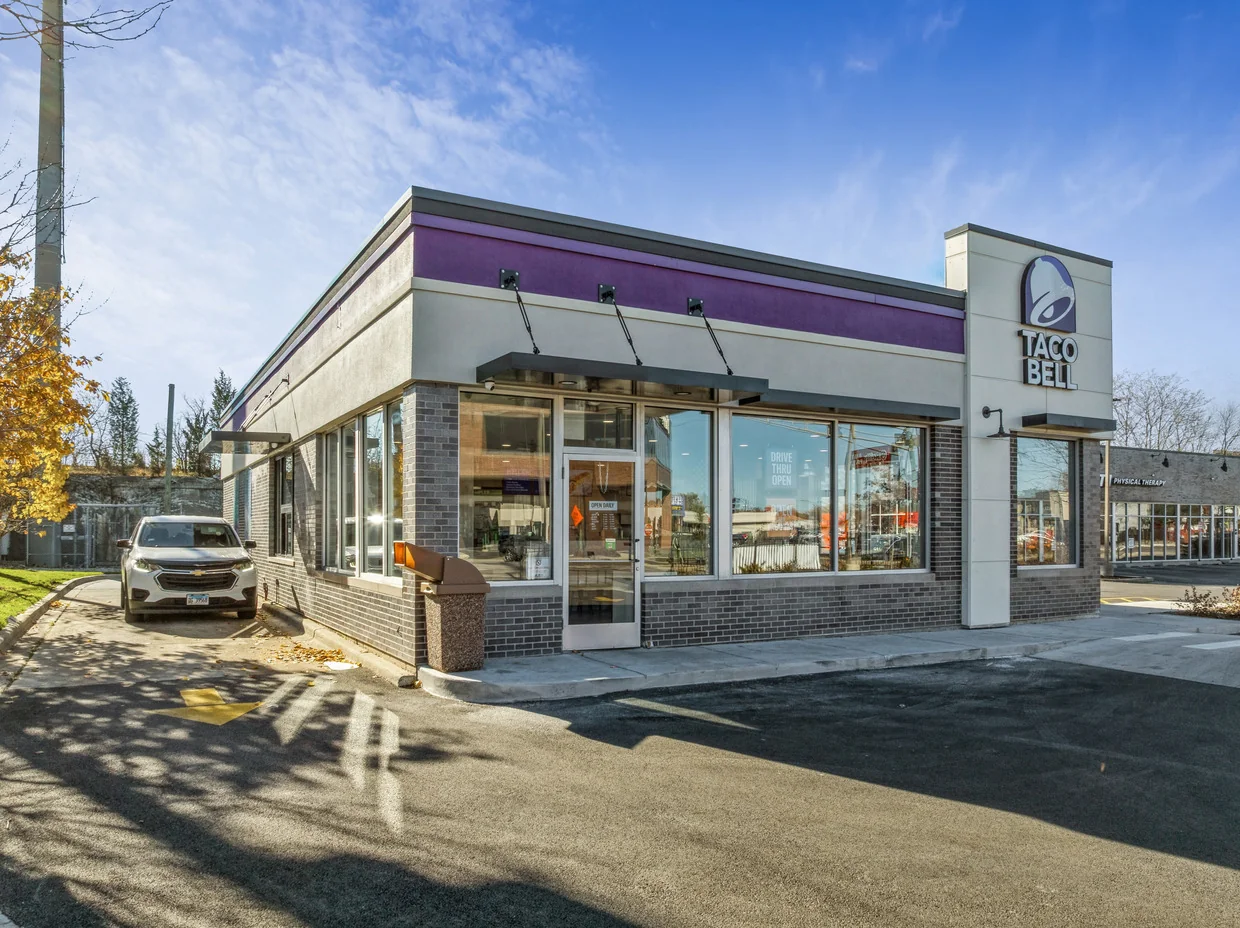 Taco Bell — Sale in Chicago, IL, photo 2 of 2